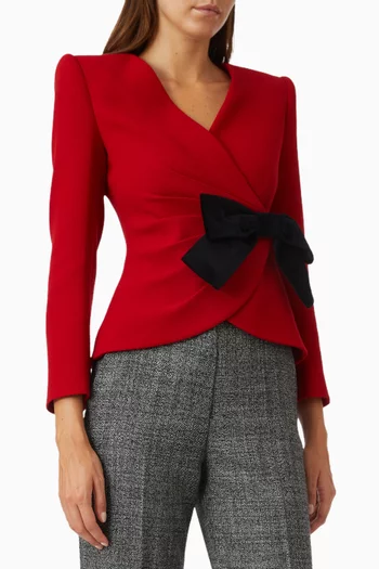 جاكيت بعقدة بلون مغاير مزيج صوف وكريب