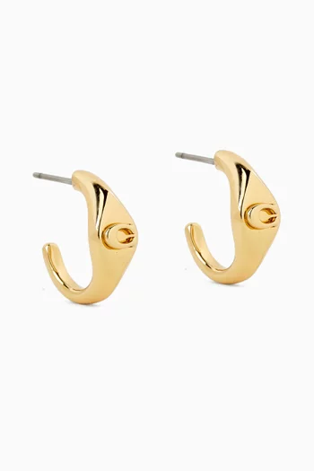 Signet C Huggie Earrings in Plated Brass