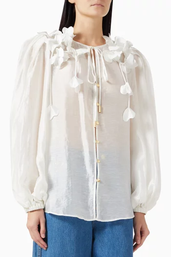 بلوزة كاميل مزينة بزهور مزيج كتان