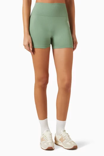 شورت بايكر سولاس بدون حياكة وطول 3‏ بوصة نايلون مطاطي