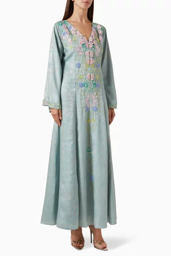 فستان بفتحة رقبة V وتطريزات كريب