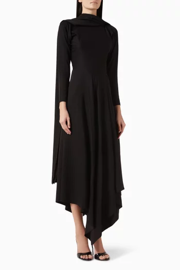 فستان إيرينا بشال وحافة غير متماثلة