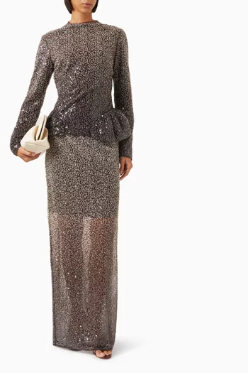 بلوزة مطرزة وحافة بتصميم جرس