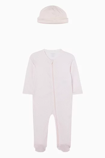 طقم بيجاما وقبعة بيني بطبعة