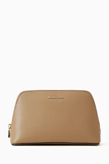 Medium Jet Set Travel Pouch in Leather