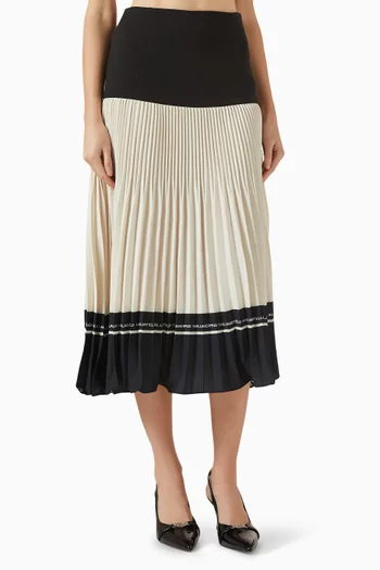 تنورة اليفيتد متوسطة الطول بطيّات