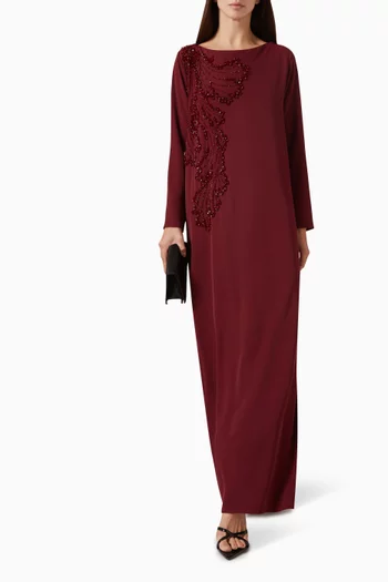 قفطان مطرز بالخرز