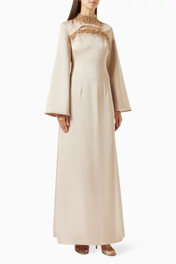 فستان طويل مطرز بالكريستال ستان