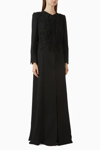 عباية مطرزة بزهور