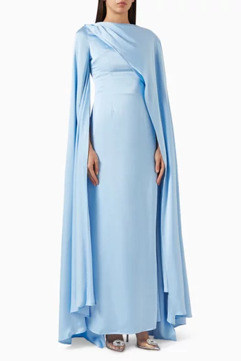 فستان طويل بتصميم كاب