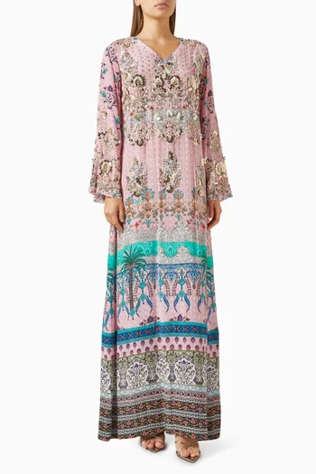 قفطان مزين بتطريزات زهور وأشجار نخيل