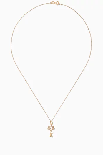 قلادة مايا ذا كيتين بدلاية مرصعة بالماس وحلية حرف K ذهب أصفر عيار 18