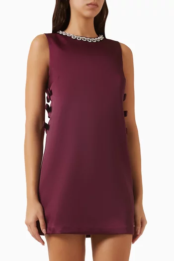 فستان قصير بفتحات ستان