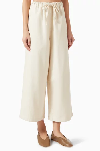 بنطال قصير دينم بقصة ساق واسعة