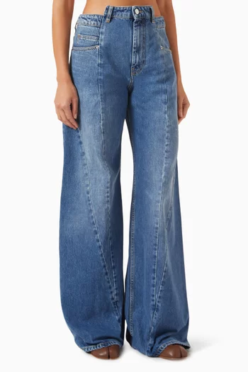 بنطال جينز بقصة ساق واسعة دينم