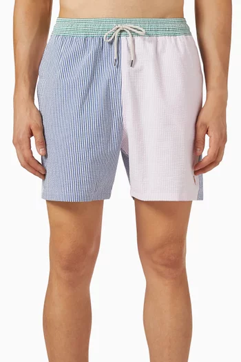 شورت ترافلر على الخصر