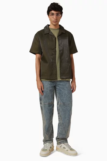 قميص لامع مطرز