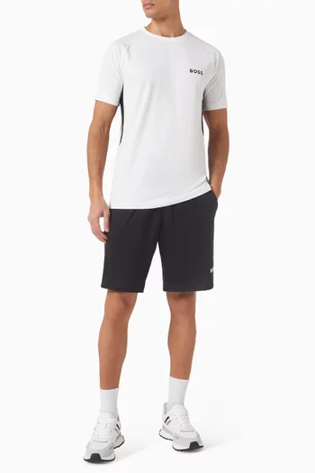 تي شيرت سريع الجفاف