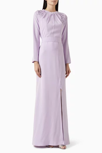 فستان سهرة مطرز بالخرز