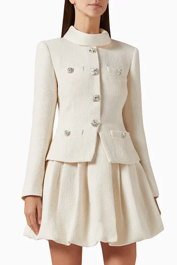 فستان قصير بياقة نسيج بوكليه