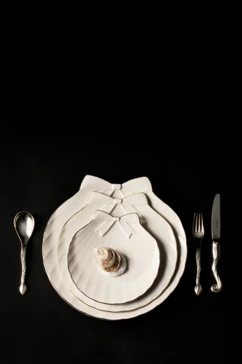 طبق تقديم صدف