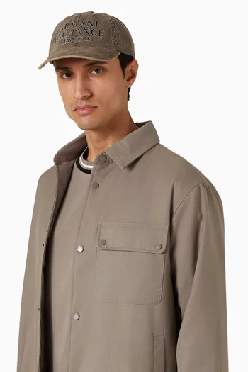 كاب مطرز بشعار الماركة دينم