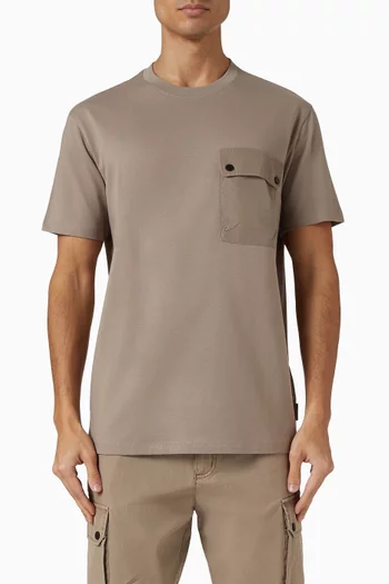 تي شيرت بجيب قطن