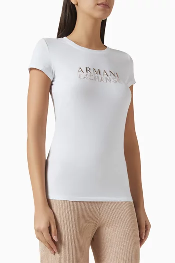 تي شيرت بقصة ضيقة بشعار AX