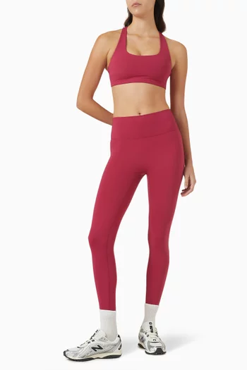 حمالة صدر ألتميت بفتحة عميقة وحمالات متقاطعة في الخلف