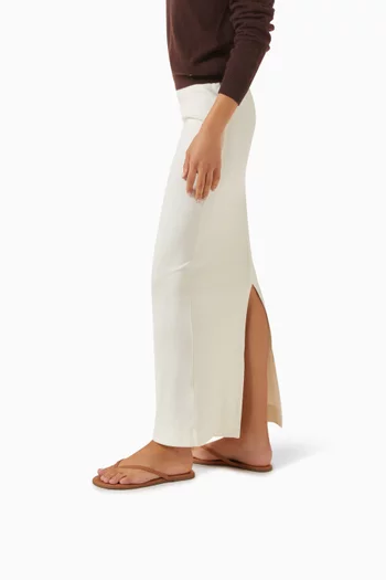 فليب فلوب فاونديشنز جلد غير لامع