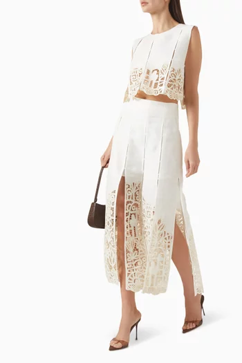 بلوزة روزماري مزينة بتطريزات مزيج كتان