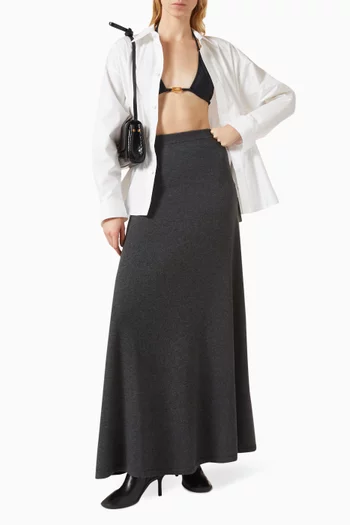 تنورة طويلة