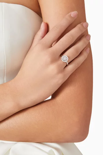 Tudor Rose Mini Icons Ring in 18kt White Gold