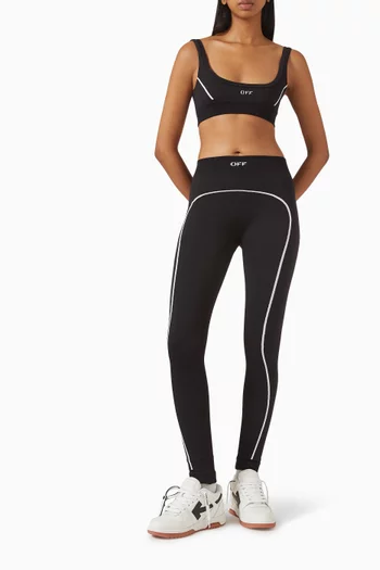 حمالة صدر بدون حياكة ومطرزة بشعار الماركة