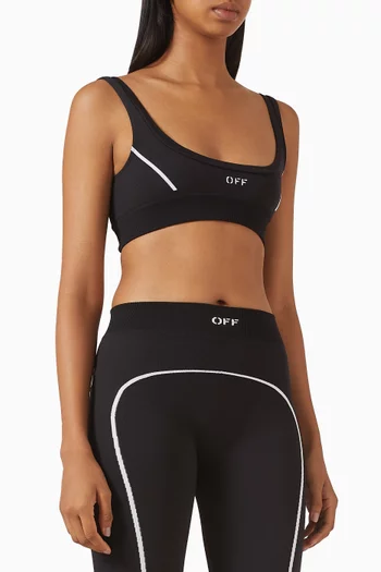 حمالة صدر بدون حياكة ومطرزة بشعار الماركة