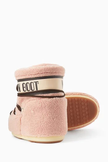 Icon Low Lace-up Boots in Fleece