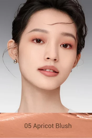 05 Apricot Blush Silk Glide Longwear Eyeshadow Stick, 1.4g