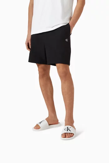 Logo Slides in Canvas & Rubber