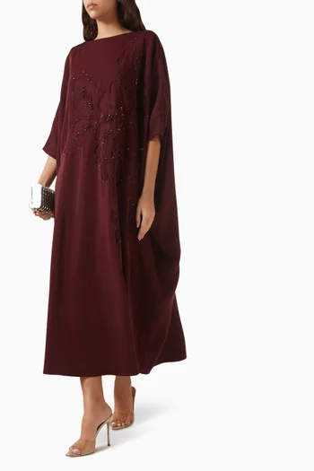 قفطان مطرز بالخرز كريب