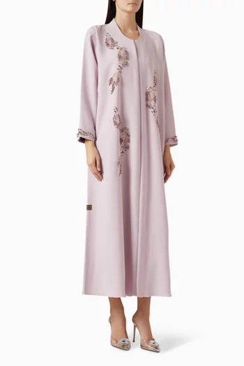 عباية بتطريزات بارزة بالخرز