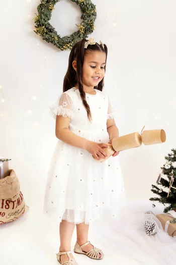 فستان مطرز بالترتر تول