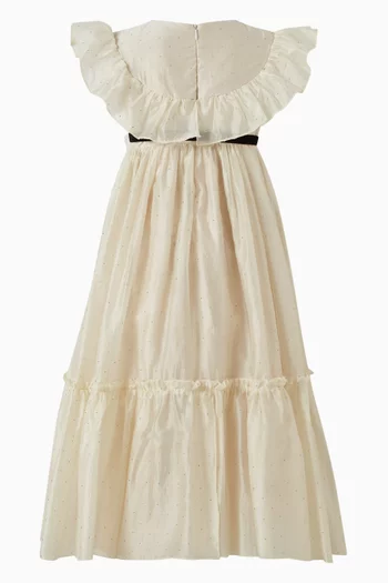 فستان مطرز وعقد من مخمل فوال