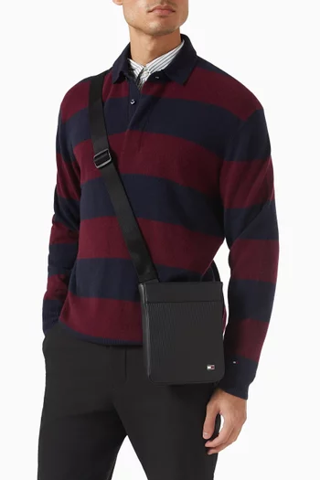 حقيبة كروس ميني بعلم الماركة