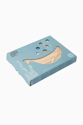 لعبة توازن بتصميم حوت