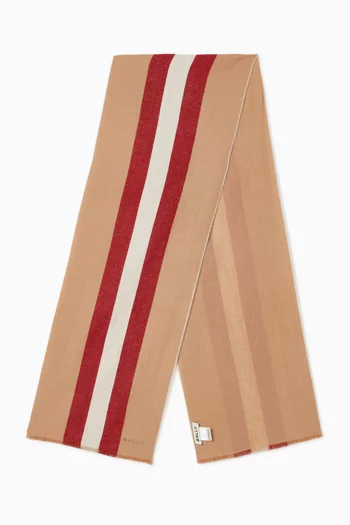 وشاح مخطط صوف