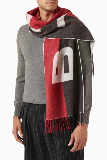 وشاح ثنائي اللون بشعار الماركة جاكار