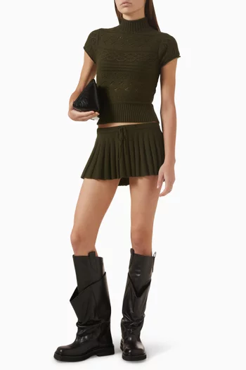 بلوزة فيفيان بياقة عالية منسوجة