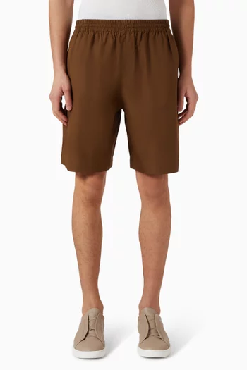 شورت بشعار الماركة قطن