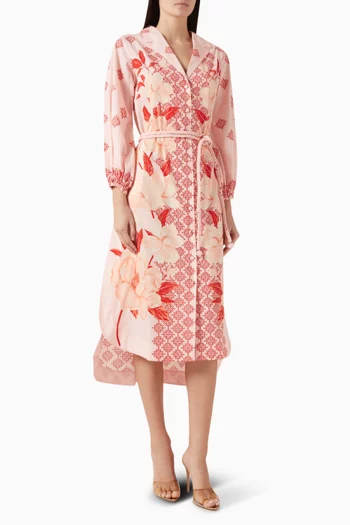 فستان بنمط قميص بأكمام واسعة