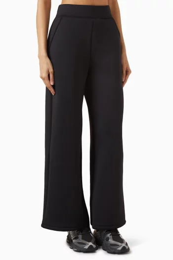 بنطال رياضي سبيسر بساقين واسعتين